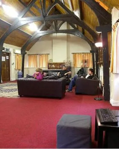 Хостел Kinlay House