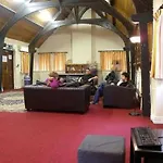 Hostel Kinlay House