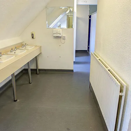 Hostel Kinlay House
