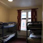 Albergue Kinlay House *