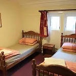 Kinlay House Albergue